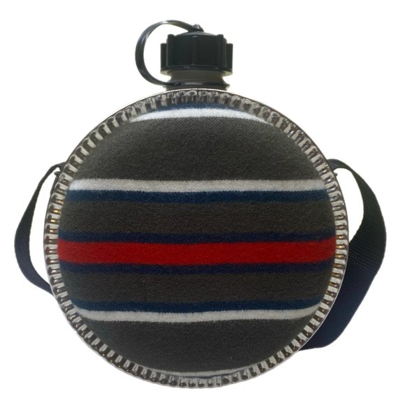 TexSport 2-Quart Polylined Blanket Covered Desert Canteen - Picture 3 of 16